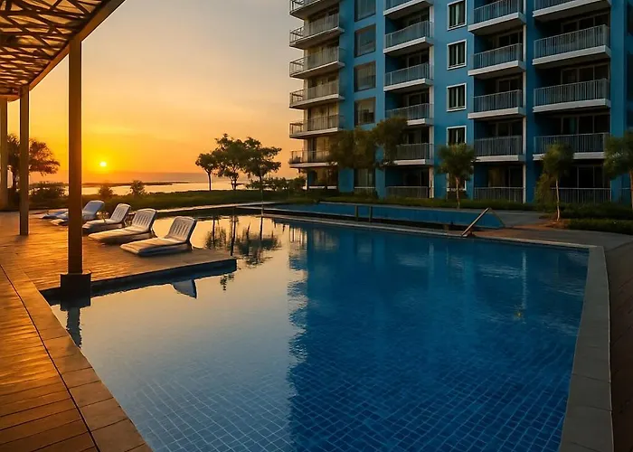 Lovely 1br W Sunset Near Solaire, Okada, Airport